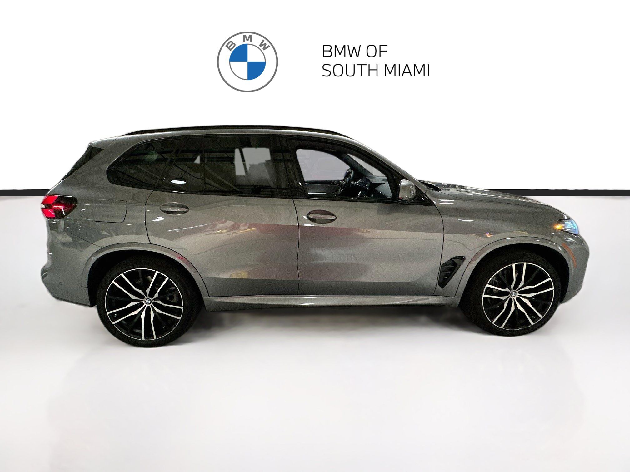 Certified 2025 BMW X5 sDrive40i w/ M Sport Package RWD image 8