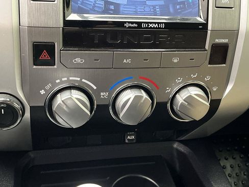Used 2015 Toyota Tundra SR5 w/ TRD Off Road Package AWD/4WD image 20