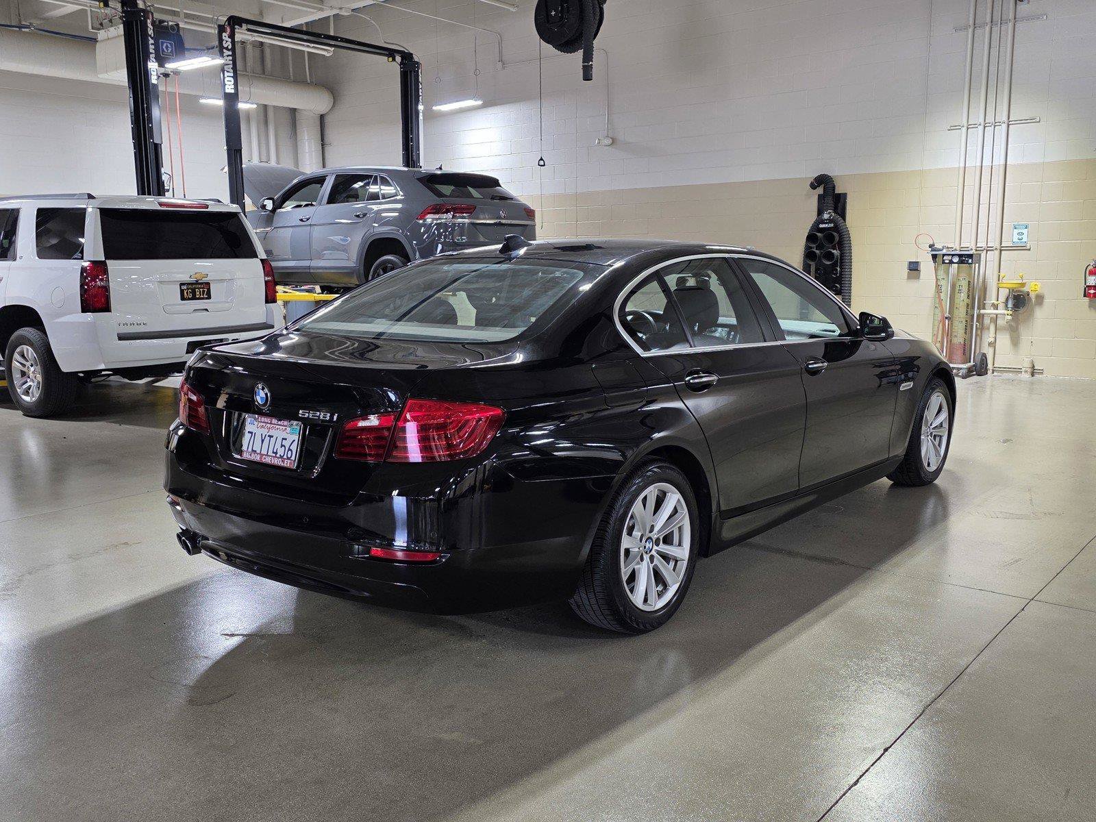 Used 2015 BMW 528i Sedan RWD image 7