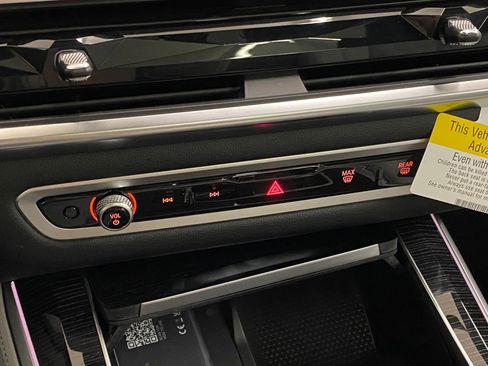 New 2026 BMW X5 M60i image 28