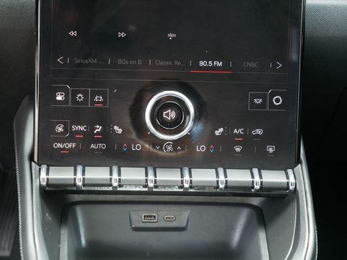 Used 2025 GMC Terrain Elevation w/ Elevation Premium Package AWD/4WD image 21