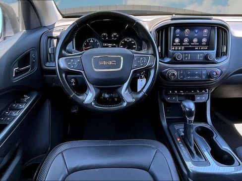 Used 2022 GMC Canyon AT4 w/ Driver Alert Package AWD/4WD image 5