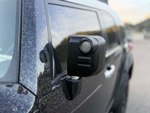 Used 2007 Toyota FJ Cruiser 4WD image 19