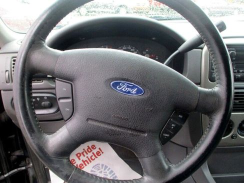 Used 2003 Ford Explorer Sport XLT image 13