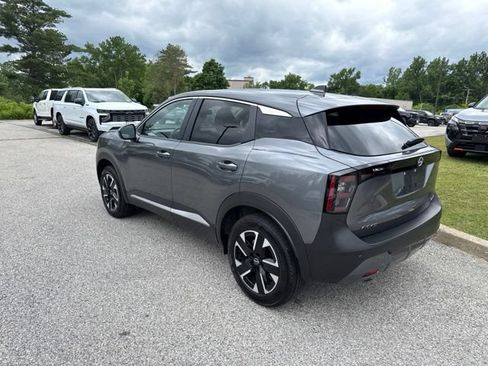Certified 2025 Nissan Kicks SV AWD/4WD image 35
