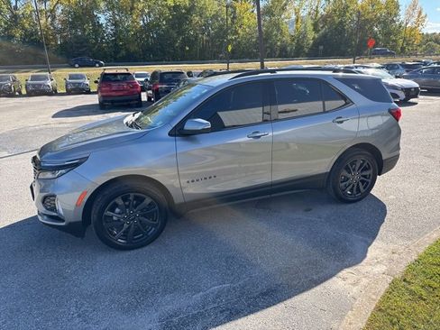 Used 2024 Chevrolet Equinox RS image 35