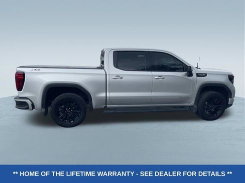 Used 2022 GMC Sierra 1500 Elevation w/ X31 Off-Road Package AWD/4WD image 2