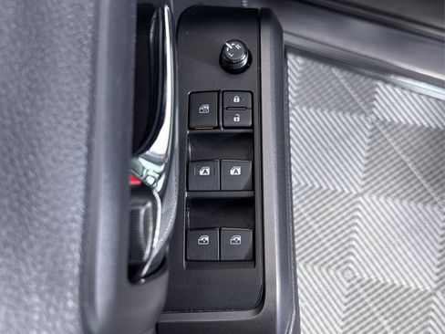 Used 2023 Toyota Tacoma TRD Sport AWD/4WD image 21