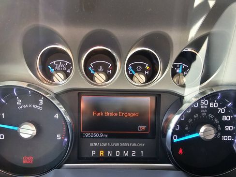 Used 2016 Ford F250 XLT w/ XLT Value Package AWD/4WD image 24