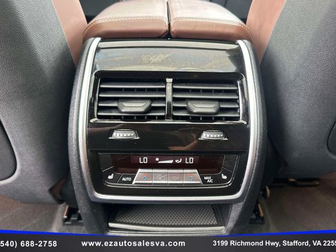 Used 2019 BMW X5 xDrive50i w/ M Sport Package AWD/4WD image 28