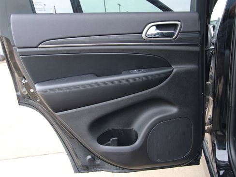 Used 2019 Jeep Grand Cherokee Limited X AWD/4WD image 38