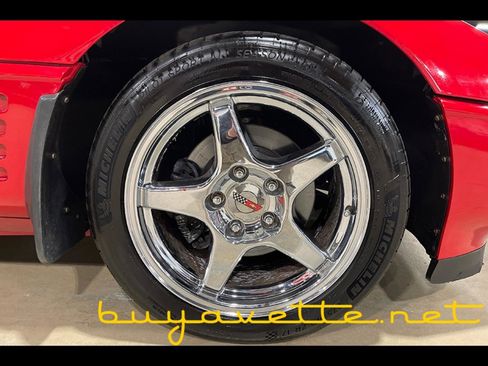 Used 1992 Chevrolet Corvette Coupe image 11