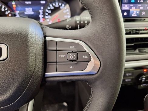 New 2026 Jeep Compass Latitude image 20