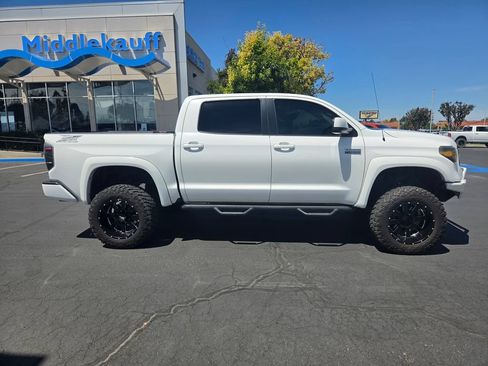 Used 2017 Toyota Tundra Platinum AWD/4WD image 2