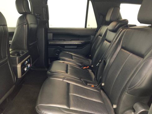Used 2019 Ford Expedition XLT w/ Equipment Group 201A image 18