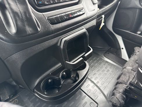 Used 2025 RAM ProMaster 2500 w/ Convenience Group image 13