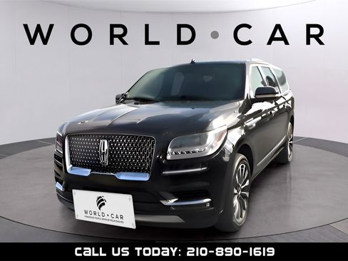 Used 2018 Lincoln Navigator L Select w/ Technology Package image 3