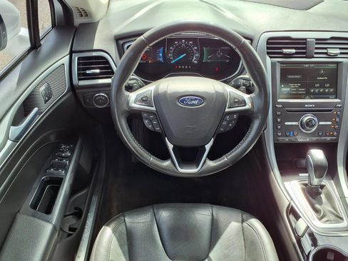 Used 2016 Ford Fusion Titanium AWD/4WD image 11