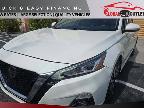 Used 2020 Nissan Altima 2.5 SL FWD image 1
