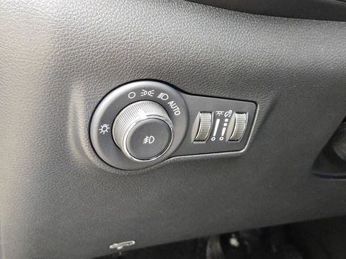 New 2026 Jeep Compass Latitude image 23