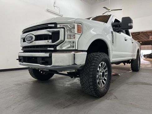 Used 2022 Ford F250 XL w/ Power Equipment Group image 13