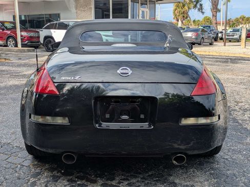 Used 2004 Nissan 350Z Touring RWD image 6