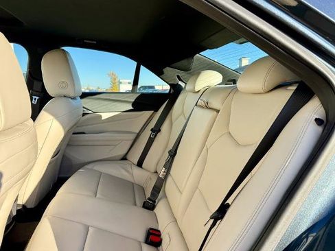 Used 2021 Cadillac CT4 Luxury w/ Sun And Sound Package image 11