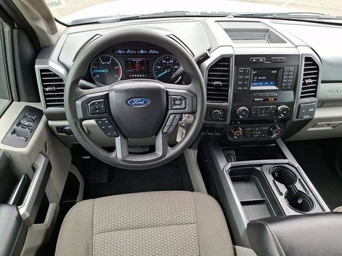 Used 2019 Ford F450 XLT AWD/4WD image 2