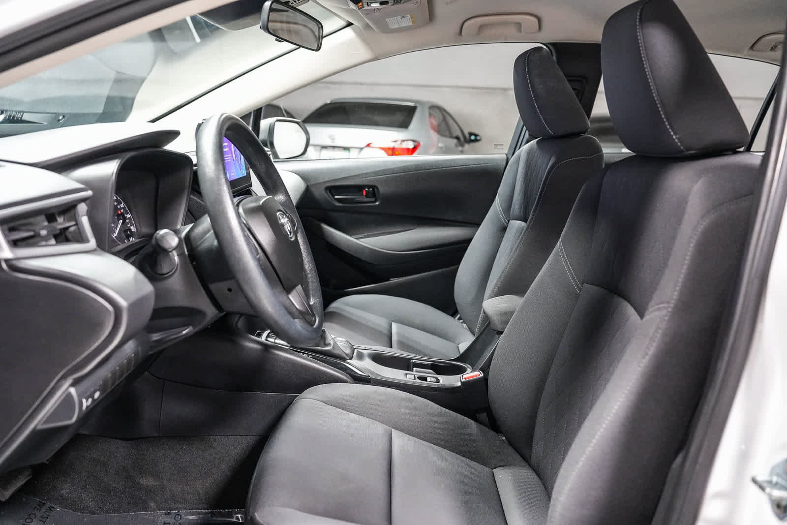 Certified 2024 Toyota Corolla LE FWD image 18
