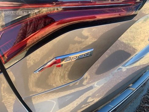 Used 2025 Acura MDX A-Spec image 10