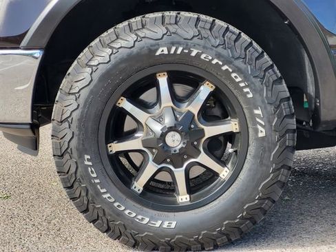 Used 2013 Ford F150 XLT w/ XLT Chrome Pkg image 7