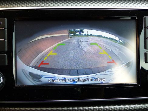 Used 2020 Nissan Kicks S FWD image 52