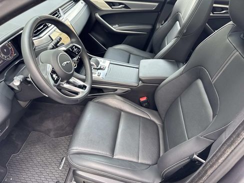 Certified 2024 Jaguar F-PACE R-Dynamic S AWD/4WD image 22