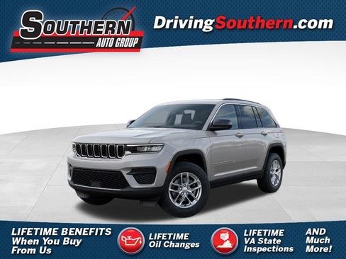 New 2026 Jeep Grand Cherokee Laredo AWD/4WD image 1
