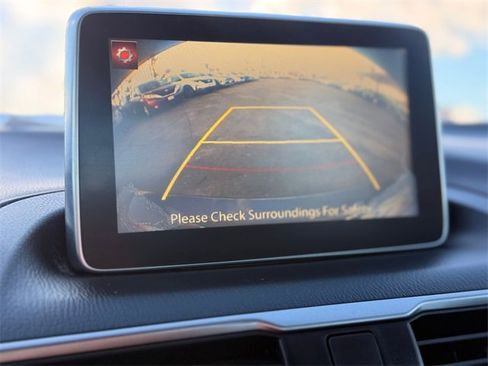 Used 2016 MAZDA MAZDA3 i Sport image 14