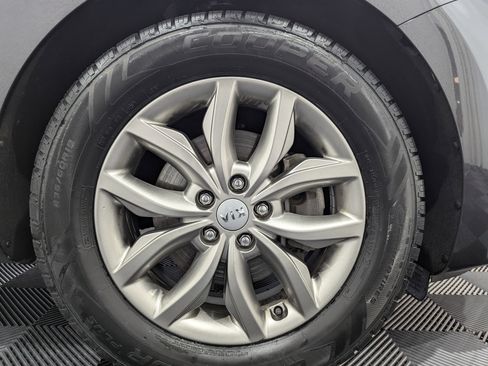 Used 2020 Kia Sedona EX image 6