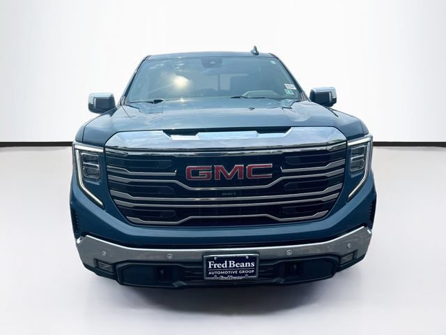 Used 2024 GMC Sierra 1500 SLT w/ SLT Premium Plus Package RWD image 2