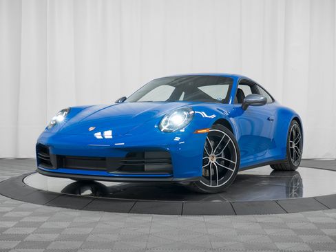 Used 2026 Porsche 911 Carrera T image 37