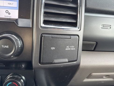 Used 2017 Ford F250 XLT w/ XLT Premium Package image 19