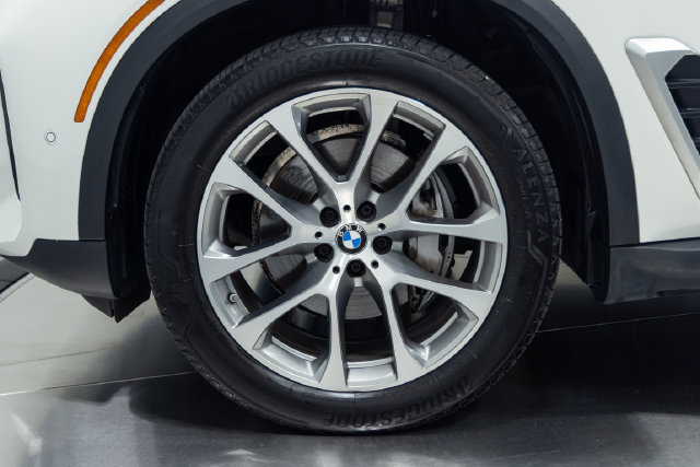 Used 2026 BMW X5 xDrive40i AWD/4WD image 26