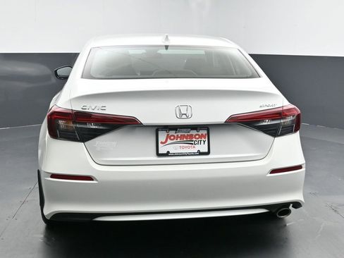 Used 2025 Honda Civic Sport image 7