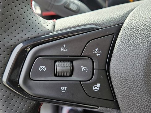 New 2026 Chevrolet Trax RS w/ Sunroof Package image 25