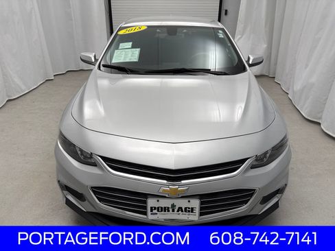 Used 2018 Chevrolet Malibu LT FWD image 6