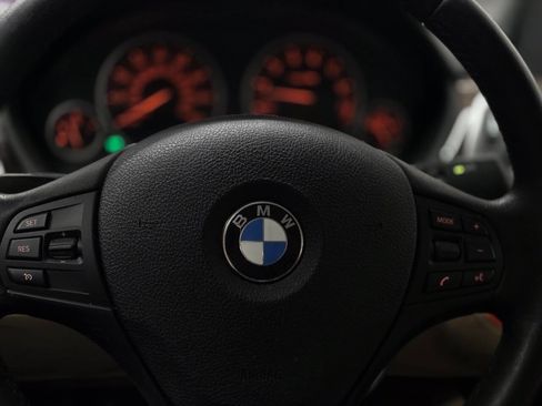 Used 2017 BMW 320i Sedan image 24