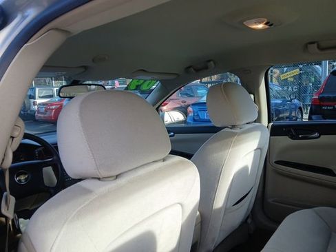 Used 2009 Chevrolet Impala LS image 19