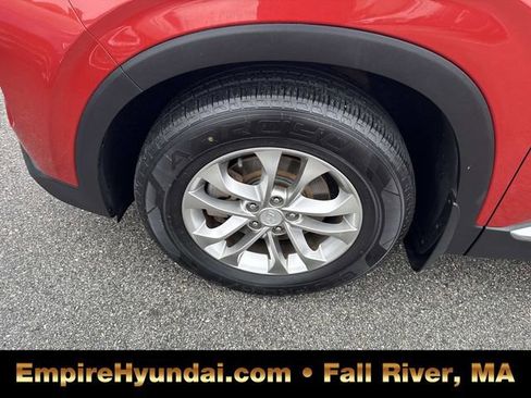 Used 2020 Hyundai Santa Fe SE image 12