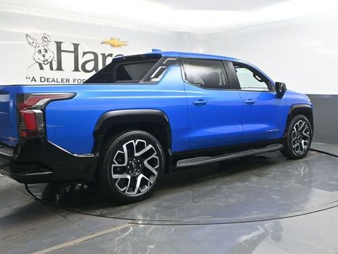 Used 2025 Chevrolet Silverado EV RST image 49