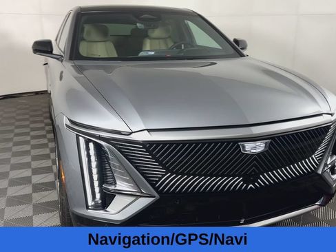 Used 2026 Cadillac Lyriq Signature Luxury w/ Nappa Leather Package RWD image 5