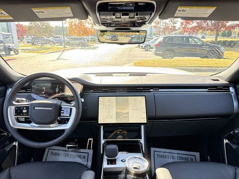New 2025 Land Rover Range Rover SE image 20