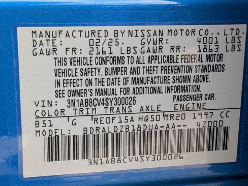 Used 2025 Nissan Sentra SV image 34